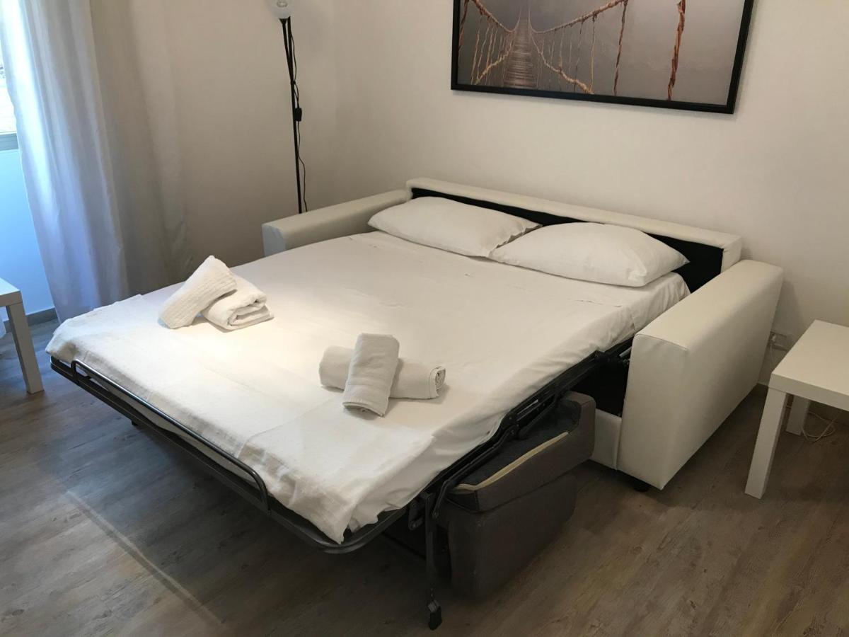 Domus Re Di Roma Apartamento Exterior foto